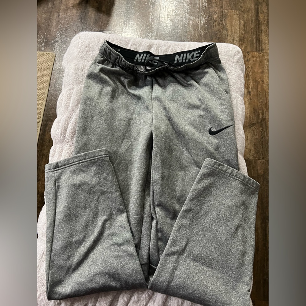 Mens Nike dri fit pants, Size small men, grey, great condition
